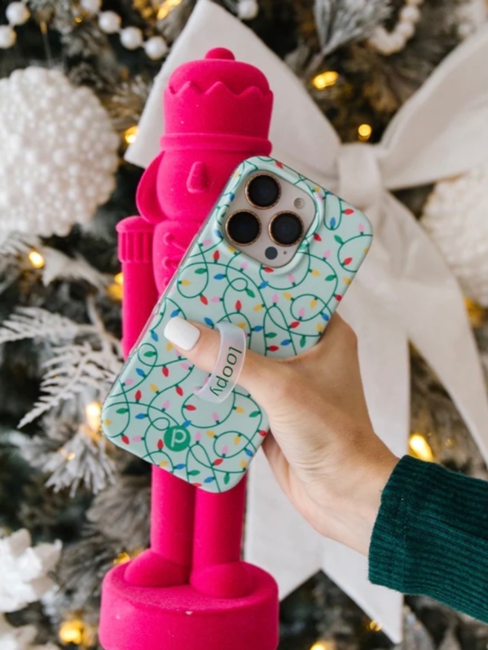Loopy 15 Pro Merry and Bright Holiday Case